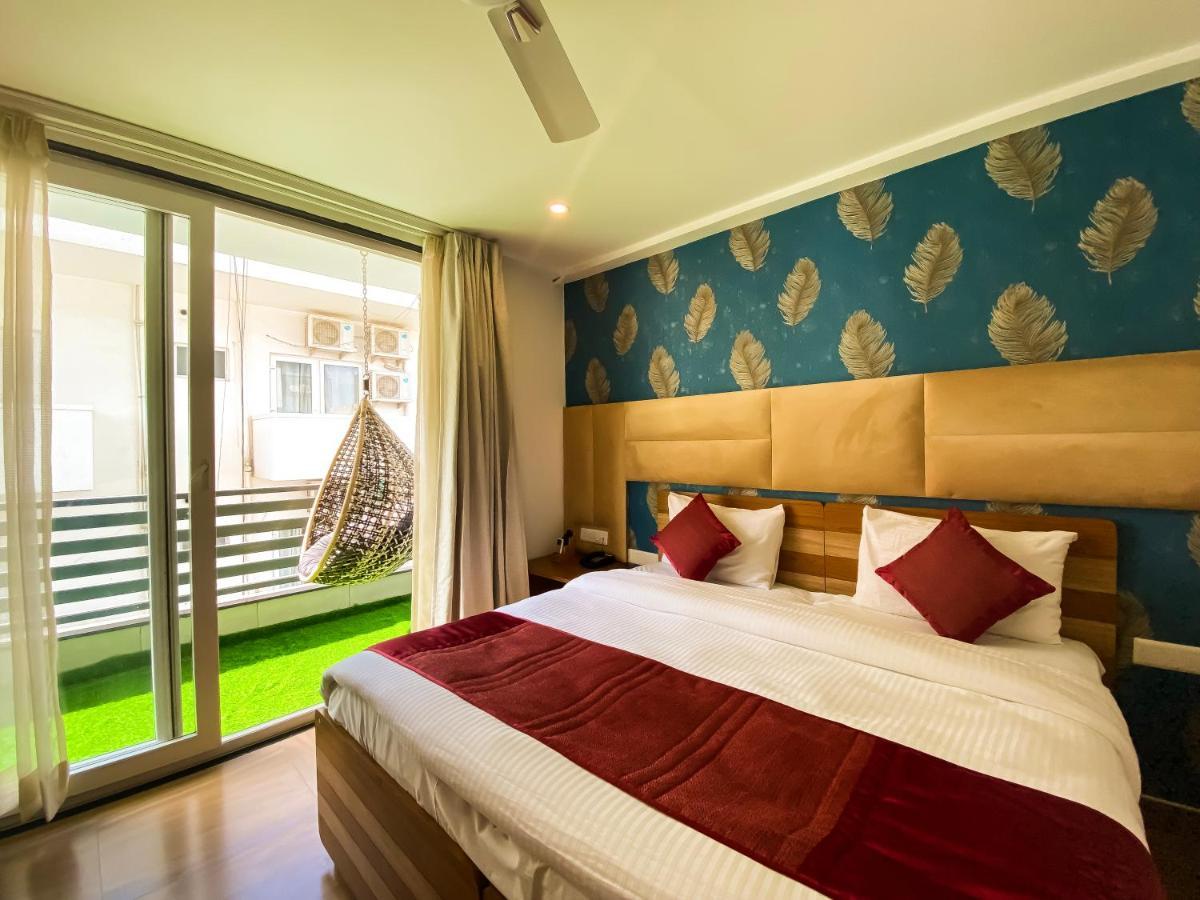 Sky Suites Γκουργκάον Εξωτερικό φωτογραφία